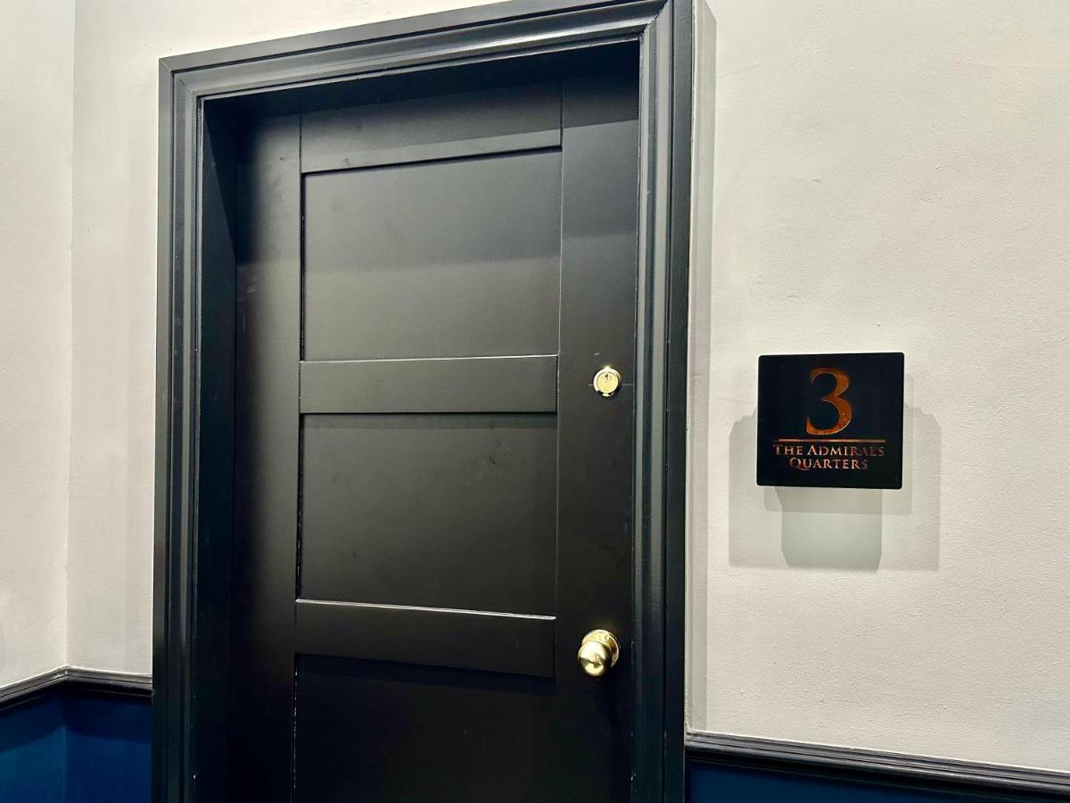 The Admirals Quarters Apartment